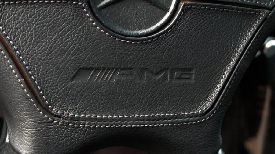 Логотип Mercedes-Benz SL72 AMG 1995 года  (фото 59 из 82)